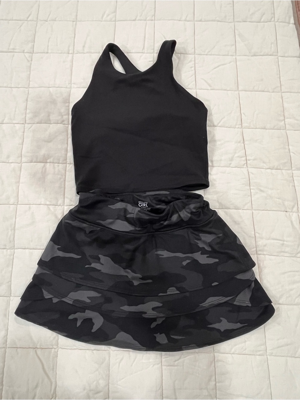 Athleta youth skort/tank set both 8/10 in great condition